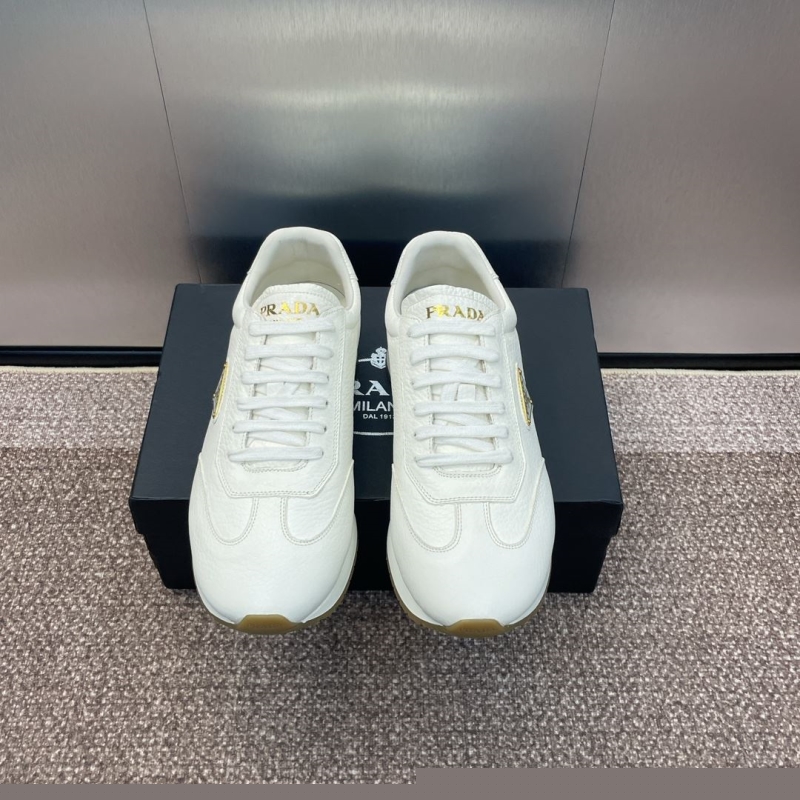 Pra*a casual shoes